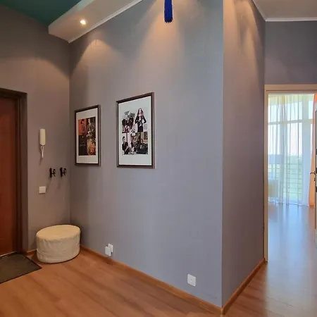 Kaivas - Modern & Cozy Apartment Riga