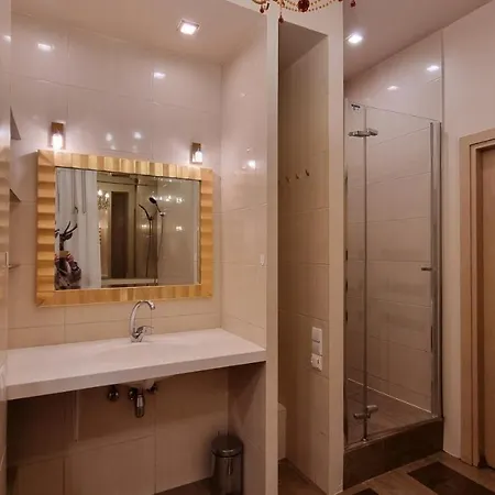Kaivas - Modern & Cozy Apartment *