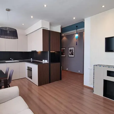 Apartment Kaivas - Modern & Cozy Riga